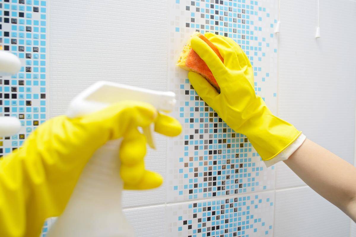 How To Clean Bathroom Tiles Hard Water Stains